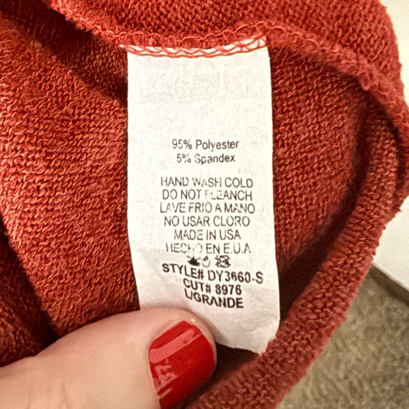 Ces Femme Rich Red Knit Top - Picture 6 of 6